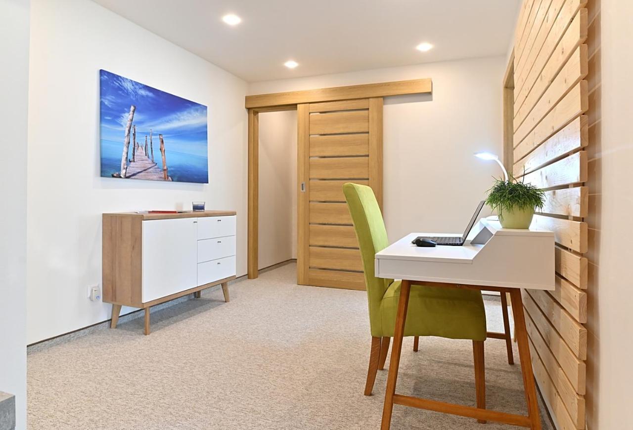 Apartman 5Five Presov Ngoại thất bức ảnh